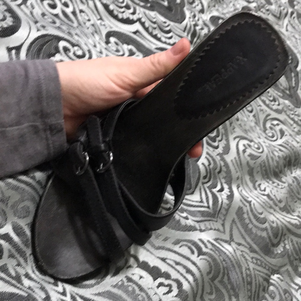 Wedge sandal. - Picture 4 of 4